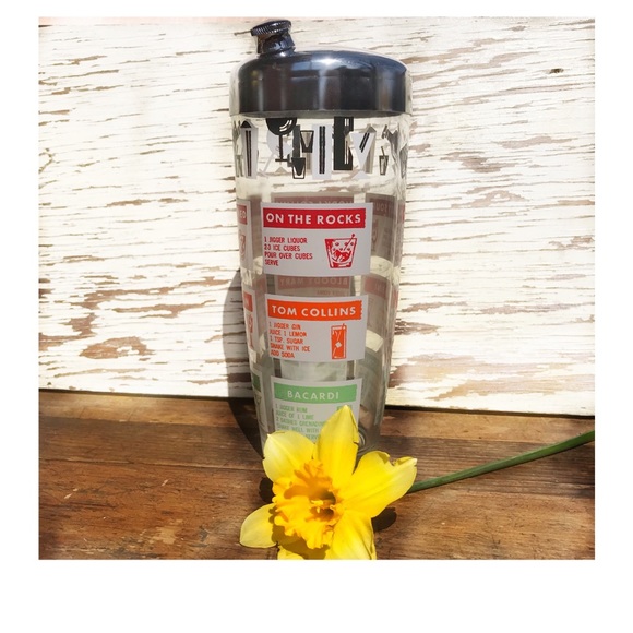 Vintage Mid Century Modern Cocktail Shaker - Picture 2 of 9